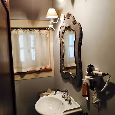Bed & Breakfast Le Bifore Cortona
