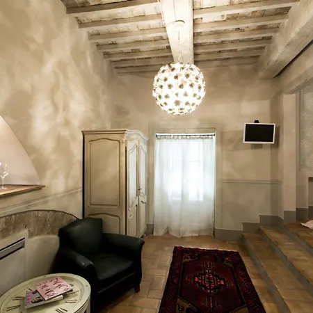 Bed & Breakfast Le Bifore Cortona
