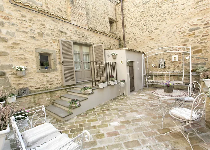 Bed & Breakfast Le Bifore 2*